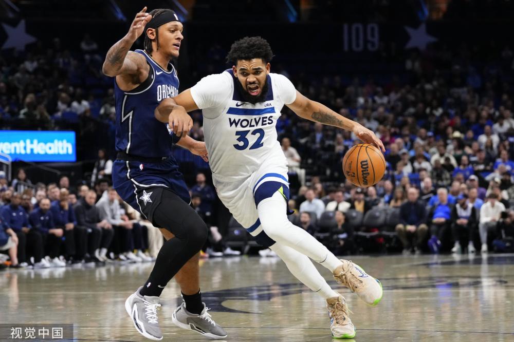 主场比赛中 主场比赛中